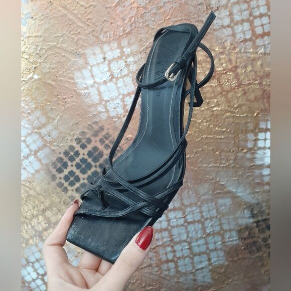Zara 100% Leather Black Strappy Women's Sandals - Picture 2 of 16